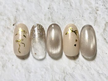 アヤ(AYA)/ゴールドリボンネイル