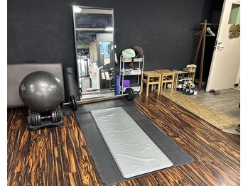 パーソナルピラティス&トレーニング・ボディメイク専門店 King GYM 【キングジム】/トレーニング・ボディメイク