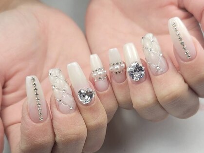 ユリネイル(Yury nail)の写真