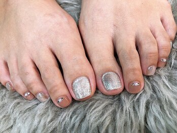 フットネイルもマグネット