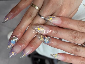 コフレ 心斎橋店(coffret)の写真/【当日予約もOK】スカルプ+アート2本¥8800/アート10本¥11000☆爪のフォルムを綺麗に長くみせたい方へ！