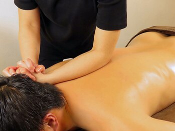 ラクレア(LA.CLAIRE)/脊柱起立筋@末広町