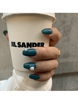 ムーイ 外苑前(mooi.)/green one color