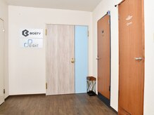 エイト(EIGHT)/店内入口