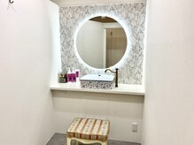 ナニワ ビューティー(naniwa beauty)/パウダールーム