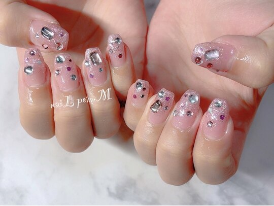 2025年冬】宝石箱のネイルデザイン集｜人気順｜ホットペッパービューティー 