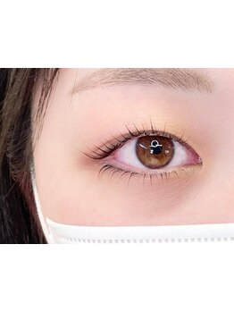 ナチュラル上品な目元にしたい