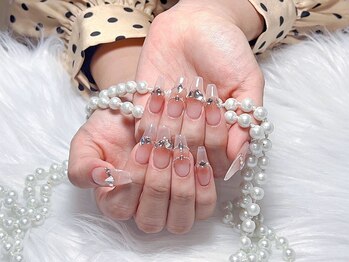 モアネイル 新宿/チップ/スカルプ/パラジェル