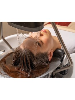 ヘッドスパで癒されたい