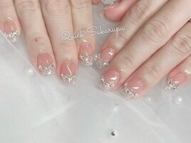 ショートフレンチネイル