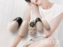 アグニークリッシェ(Agunik Riche)/【ぷっくりフラワーネイル】