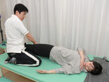 Kアプローチ三重桑名研究所 操整堂の雰囲気（背中・首の筋肉の緊張を緩め、脊椎・頸椎を整えます。）