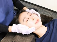 ハルミ美容整体 新宿店(Harumi)/顎先もキュッと小さく華奢に♪