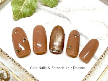 ユウコネイルズアンドエステティック ラ デェス(Yuko Nails & Esthetic La Deesse)/A ゴールドコース ¥8000→¥7000