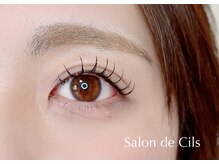 サロン ド シル(Salon de Cils)