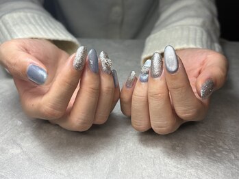 アマン(aman)/キラキラネイル