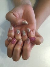 レビー(Revie)/アート