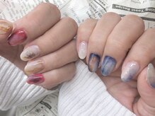 チアロ(Chiaro)/アシンメトリーネイル