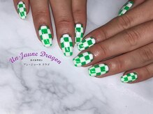 アン ジョーヌドラゴ/【自爪ネイル】手書きアート