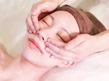 モルティープリマクラッセ 宇都宮東店(Molti Prima Classe)の写真/【結果重視の方】小顔矯正でたるんだお顔を改善&引き上げ!