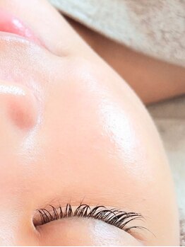 クラリス(Clarice)の写真/【★シミケア器機導入★】シミケアに特化した美容機器となります。長年の蓄積されたお肌のお悩みを改善！