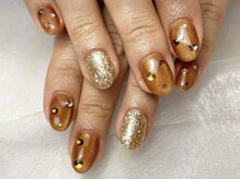 ヘアーアンドネイル ルシア(Hair&Nail Lucia)/茶色マグネットネイル