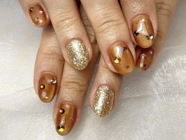 茶色マグネットネイル