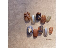 アシンメトリーニュアンスネイル