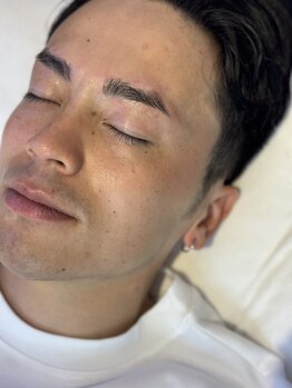 イスリーツー(ithree.2)/パラレルブロウリフト