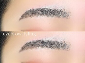 アン フェミン(une FEMIN)/【平行尻アーチ眉】渋谷/眉毛