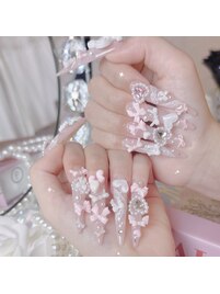 ゴテゴテピンクのラブリーネイル