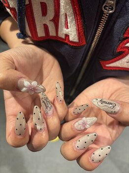 gem nailstudioの写真/お洒落な指先で女子力UP！お好みの”可愛い”お手元に仕上げます☆あなたに一番似合うデザインをご提案◎