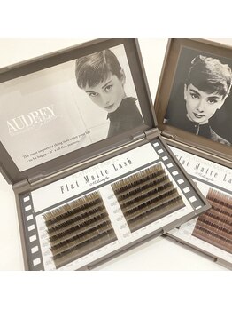 マケア 戸田公園 戸田公園駅西口店(Makea)/フラットマットラッシュカラー