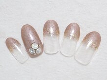 シックネイル(CHIC nail)/グラデ＆ビジューネイル