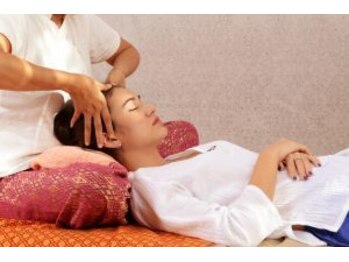 ヌアタイ チェンマイ/足・肩・頭 タイ古式マッサージ