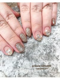 ビジューネイル