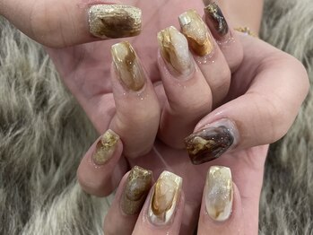 パルティーレ(PARTIRE)の写真/トレンドストーン/パーツの種類豊富★最旬のdesignやあなたのかわいいを指先にぎゅっと詰め込みます♪