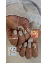 エム ネイル(emu nail)/天然石風手書きアート