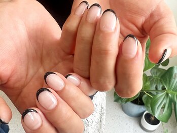 アンドネイル(+ and Nail)/フレンチ/シンプル/大人ネイル