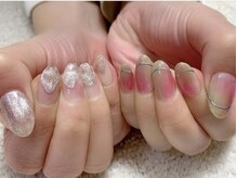 ウカ ひばりが丘(UKA)/ニュアンス左右ちぐはぐネイル