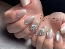 リライヴィー(Lyreivy)/マグネットネイル