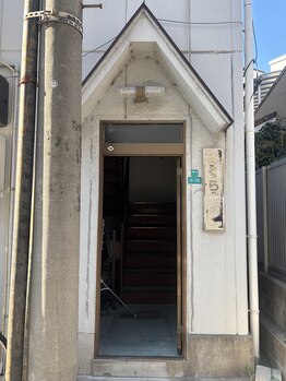 スマイルプライベートビューティサロン(Smile)/ビルの入り口