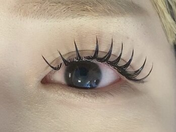 アンレーヴ(en reve)の写真/【大型美容室提携アイラッシュサロン】太さ、長さが豊富な毛質と種類が豊富なエクステで理想の目元に♪