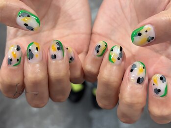 シー(SHE)/ニュアンスネイル