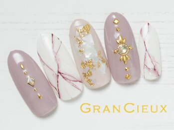 クアトログランシュ 青葉台(QUATRO×GranCieux)/大人大理石ネイル／8500円