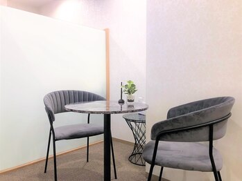 ピュアエステブリアント 銀座店/お客様もスタッフも全員女性です