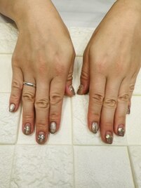 100種の定額ネイル