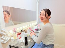 ビカオ(BIKAO)の雰囲気（お化粧直し・人気商品のご体験スペースも用意しています。）