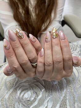 シュエット(Chouette)/宝石ネイル