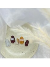 ツメトトノウ/¥8.500　千鳥ネイル（加藤り）